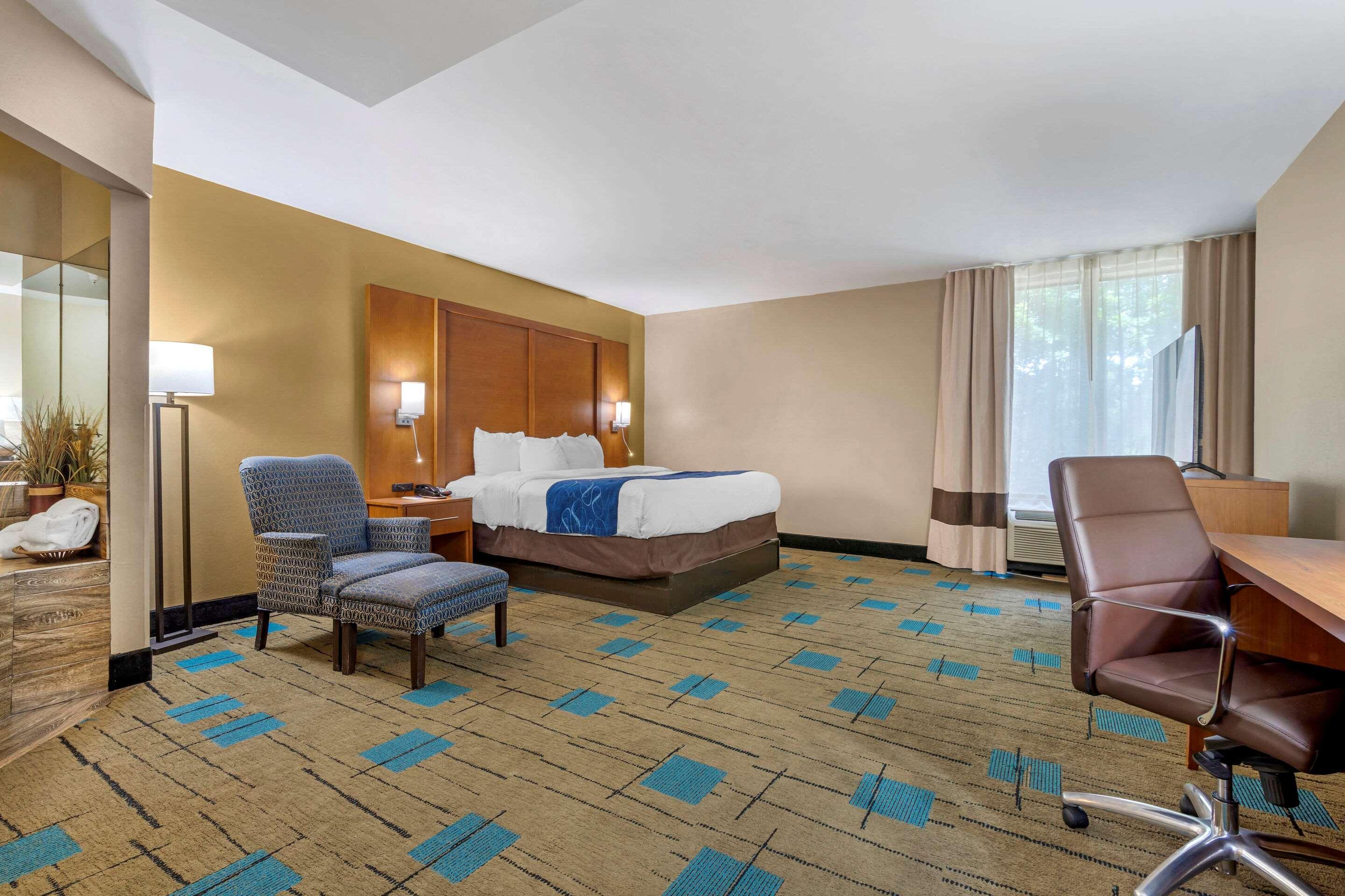 Comfort Suites Near Mcas Beaufort Exterior foto