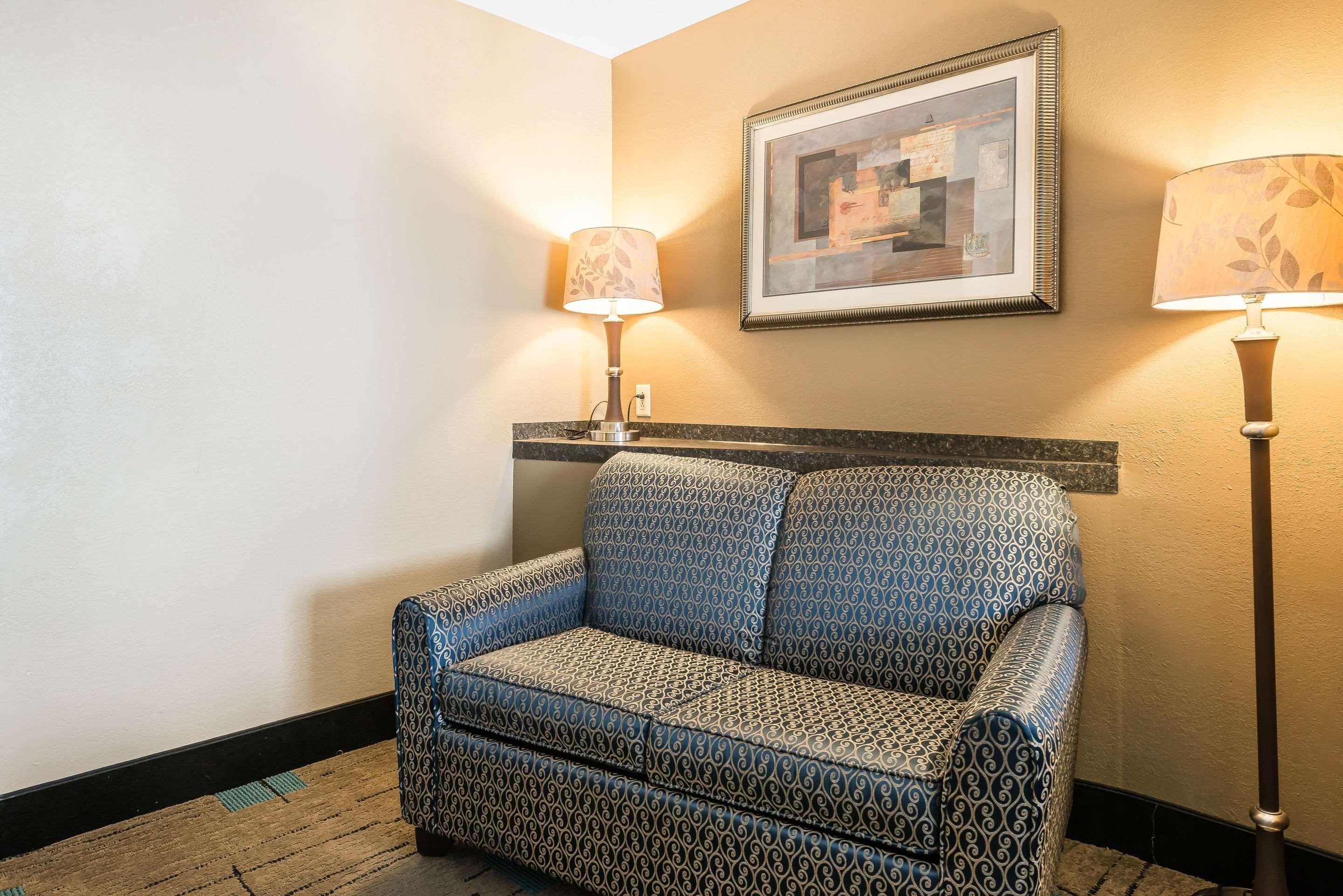 Comfort Suites Near Mcas Beaufort Exterior foto