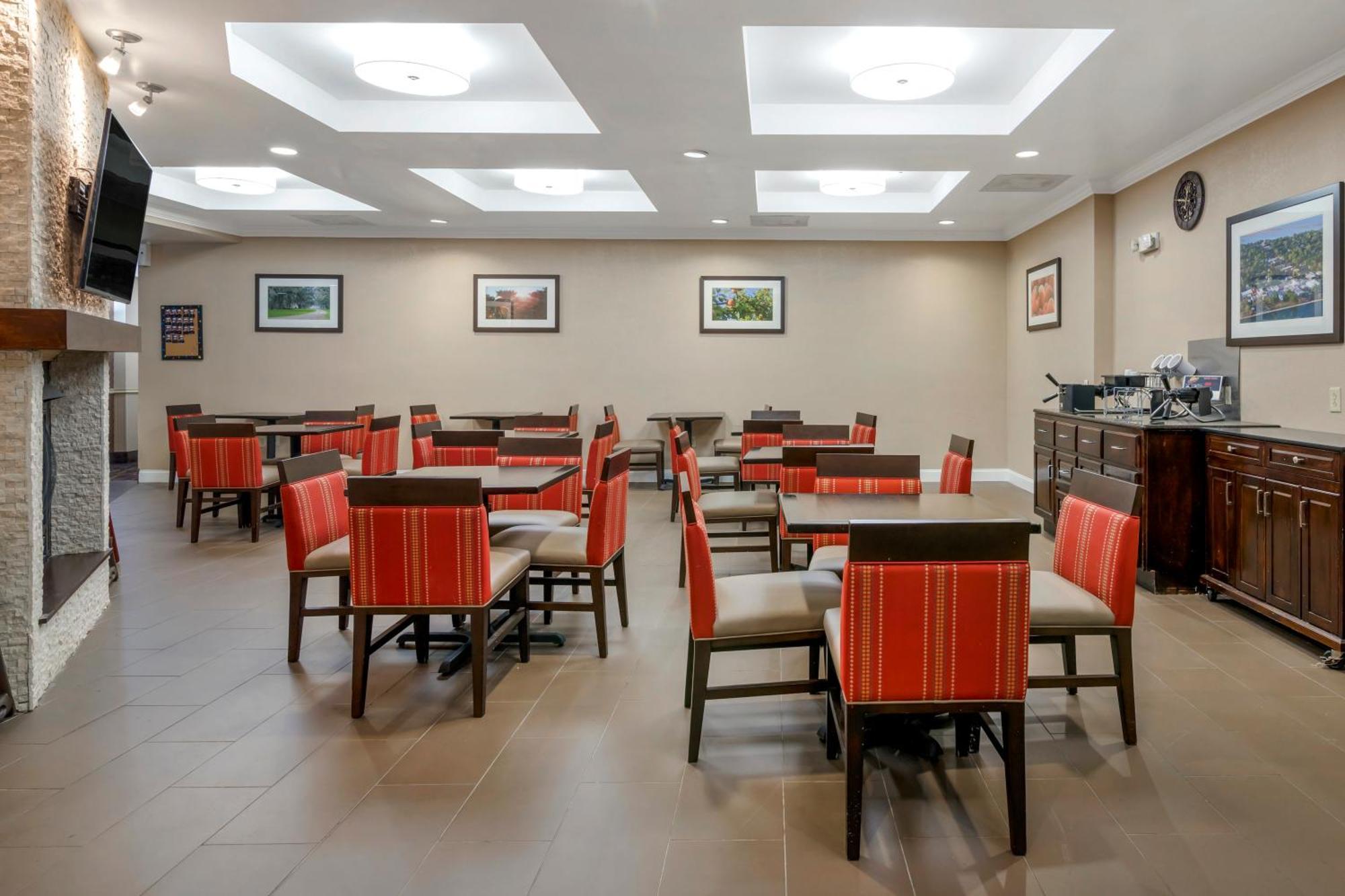 Comfort Suites Near Mcas Beaufort Exterior foto